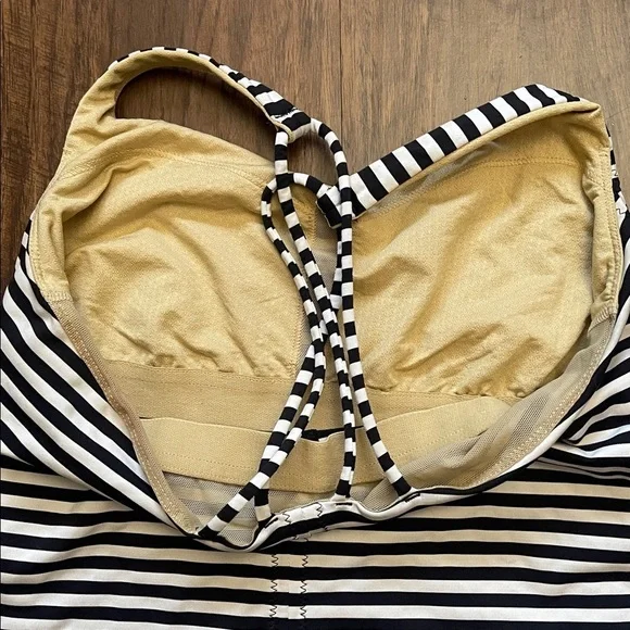 Lululemon Free To Be Tank Strappy Classic Stripe Black White stripes 4 - Picture 10 of 12